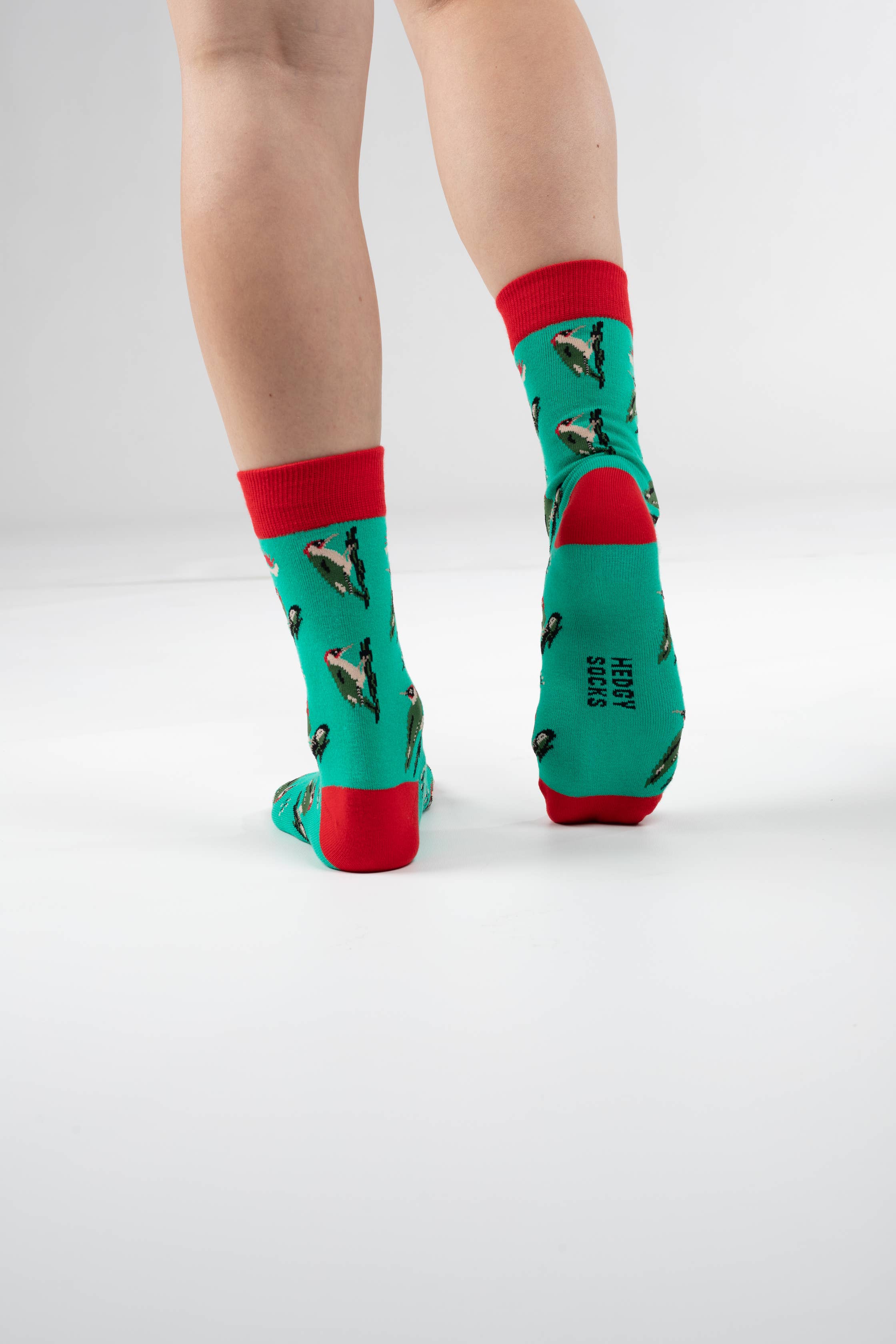 BAMBOO SOCKS | GREEN WOODPECKER SOCKS | WILDLIFE SOCKS: UK 3-7 (EU 36-40)