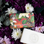 Laden Sie das Bild in den Galerie-Viewer, Kew Gardens Gardenia and Neroli Soap
