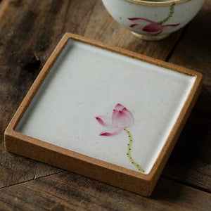 Gohobi Hand-painted Ceramic Floral Coaster: Lotus