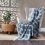 Laden Sie das Bild in den Galerie-Viewer, Camden Soft Cotton Jacquard Throw: Turquoise Blue on Taupe
