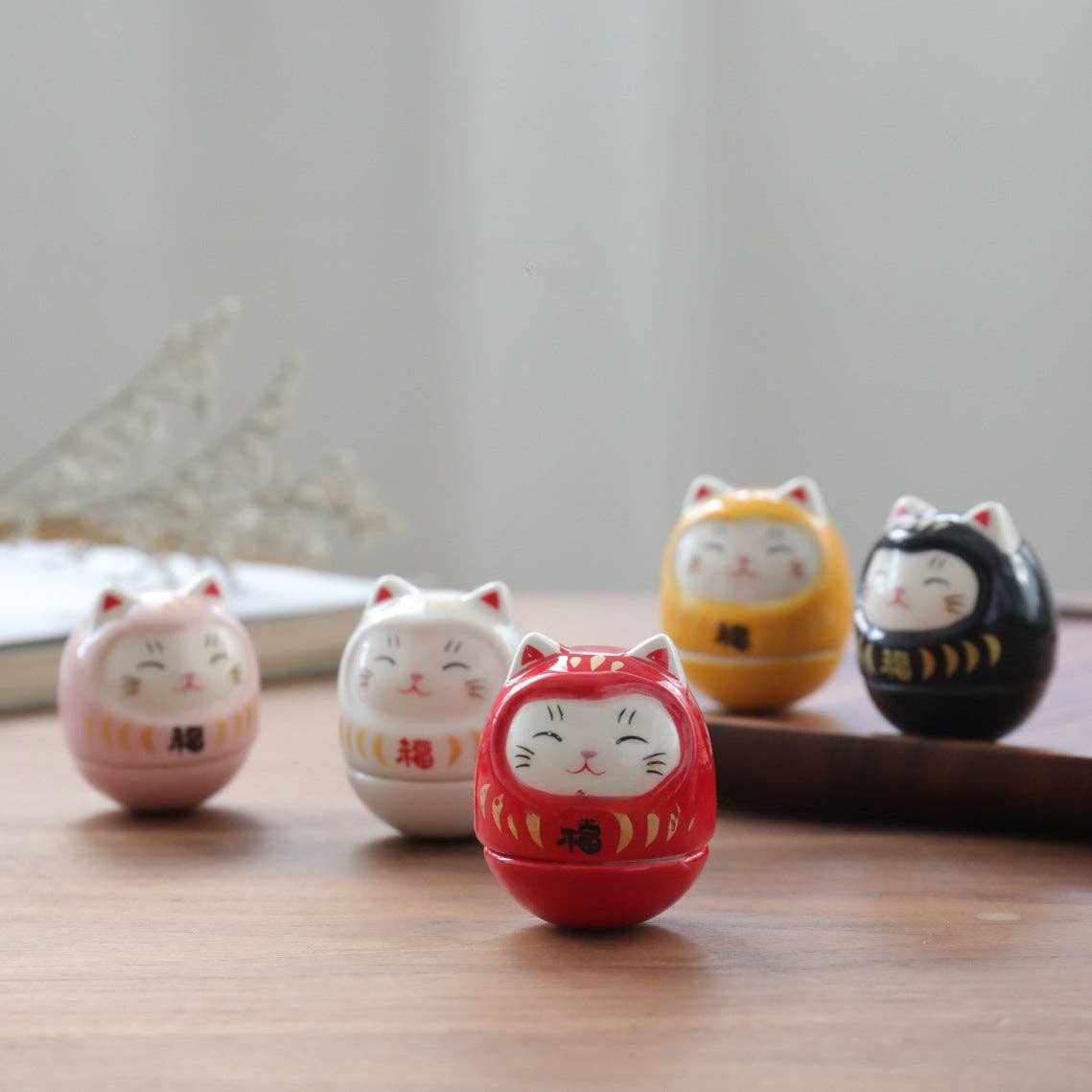 Ceramic Lucky Cat Ornament Tumbler: Yellow