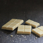 Laden Sie das Bild in den Galerie-Viewer, El Blanco. Creamy white chocolate. 50g bar
