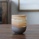 Laden Sie das Bild in den Galerie-Viewer, Gohobi Ceramic Japanese style white/brown teacup
