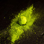 Laden Sie das Bild in den Galerie-Viewer, Matcha Truffles with soft centre. Kotabuki Matcha. x16 110g
